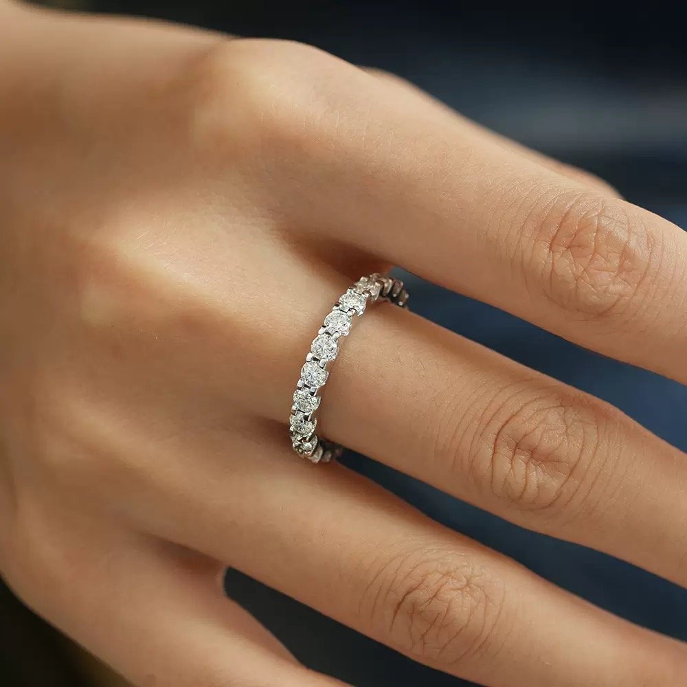 Luna Shine Nova Starlet Eternity Ring - Image 4
