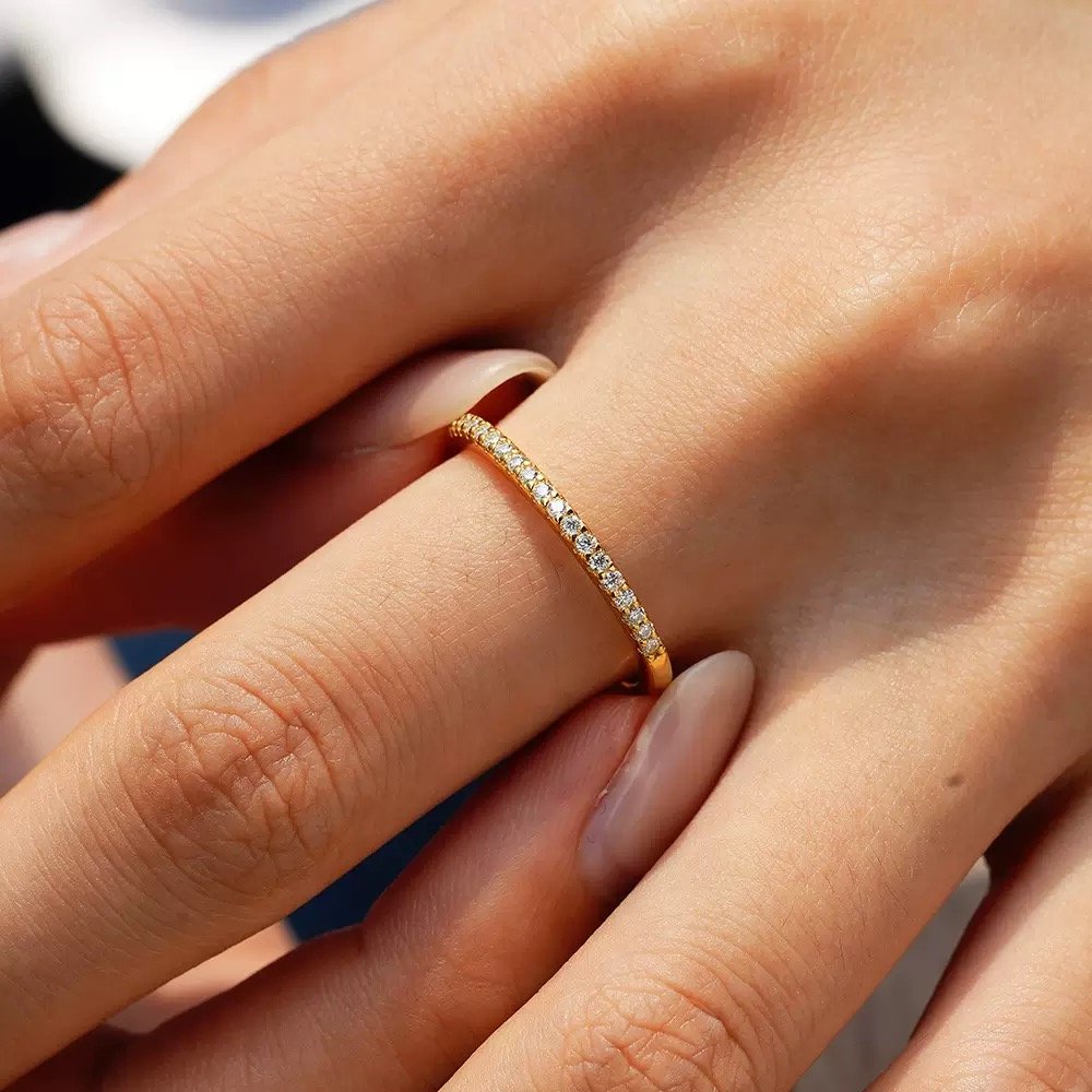 Luna Shine Modern Princess Solitaire Ring - Image 2